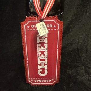 Red Holiday Metal Distressed Tin Cheer Tags for Wine Bottles or Gift Baskets NWT